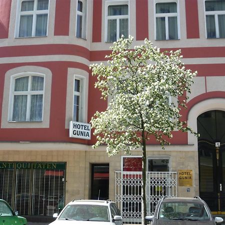 Hotel Gunia Berlim Exterior foto